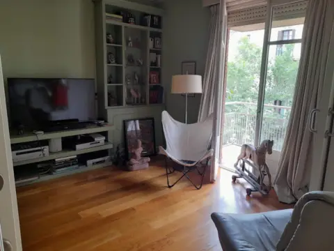 Piso en La Nova Esquerra de Leixample