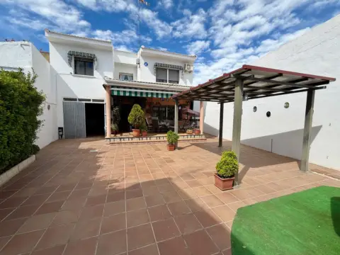 Chalet en Numancia de La Sagra