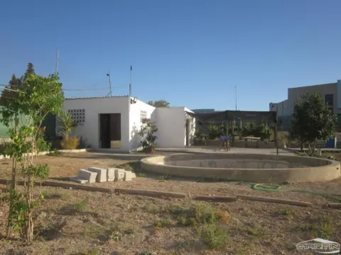 Terreno en calle Cuenca