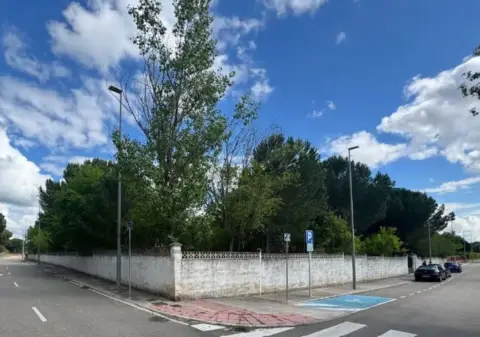 Chalet en calle Mi Vida Al Aire Libre, nº 1