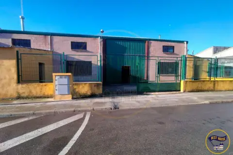 Nave industrial en calle Polígono Cuberg
