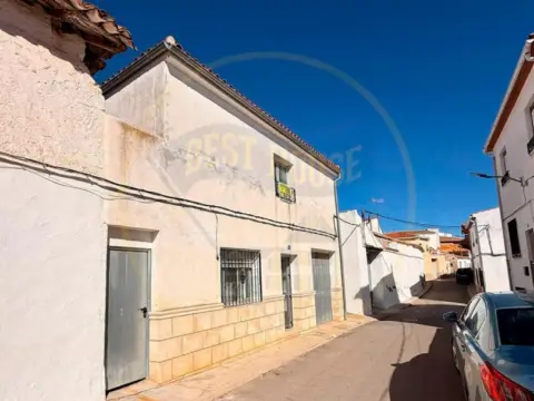Casa en calle Honda