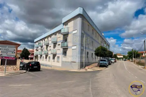 Piso en calle Menéndez Pidal