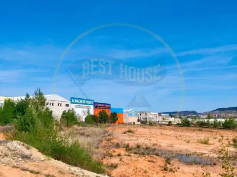 Nave industrial en calle Cubillo -P.I.Cr Motilla