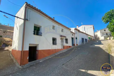 Casa en calle Domínguez