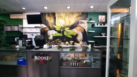 Local comercial en Avenida Tejeda