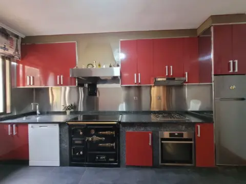 Chalet en Albergueria (Sayans)
