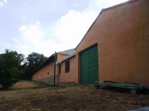 Nave industrial en calle Nicasio González Moren