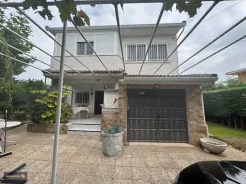 Chalet en calle de Guadalajara