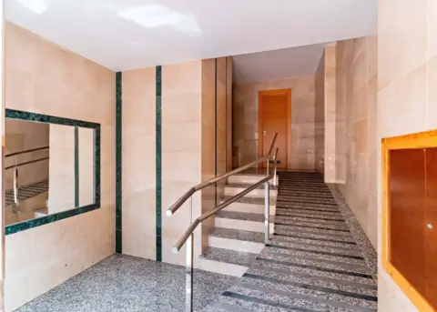 Piso en calle Ns de Montserrat, nº 25