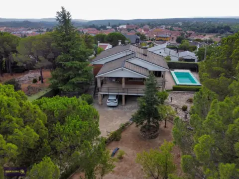 Chalet en calle del Pino