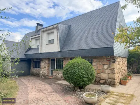 Chalet en calle del Hontanar