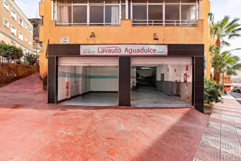 Local comercial en calle Laurel