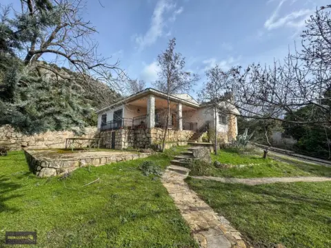 Casa en calle La Cabrerita