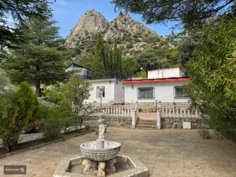 Chalet en Avenida de La Cabrera