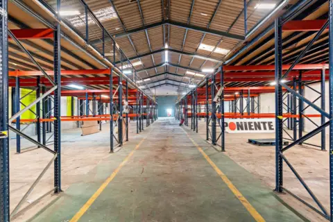 Nave industrial en La Fuensanta 1