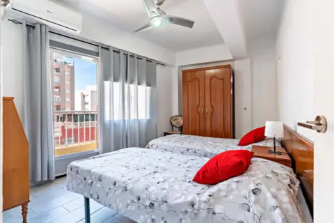 Piso en Avenida del Cabo de Gata