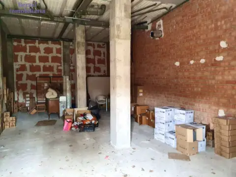 Local comercial en Avenida de Gonzalo de Berceo