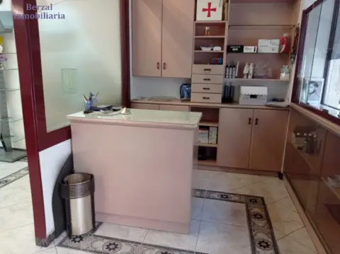 Local comercial en Avenida de Pérez Galdós