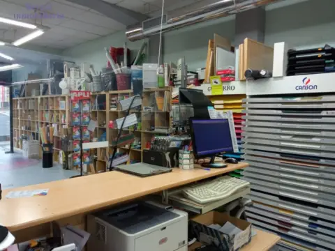 Local comercial en calle de Lardero