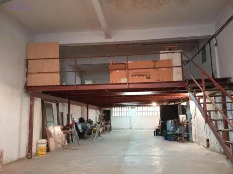 Local comercial en calle de la Cigüeña