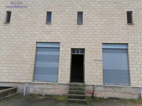 Nave industrial en Avenida de Lentiscares