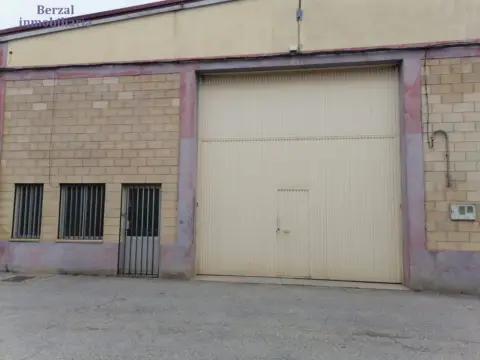 Nave industrial en Pol. Ind. de Oion