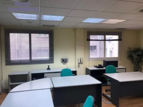 Oficina en Avenida de Portugal