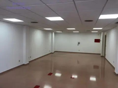 Oficina en Avenida de Portugal
