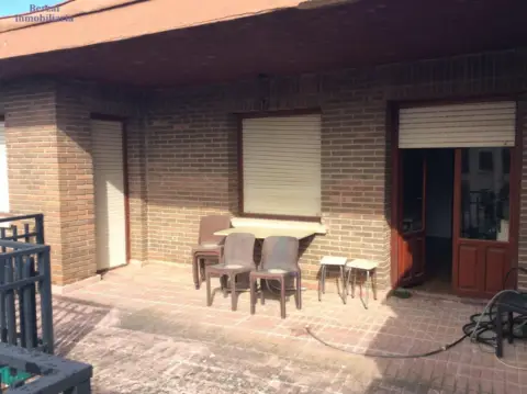 Casa en Avenida del Puente del Río Ebro