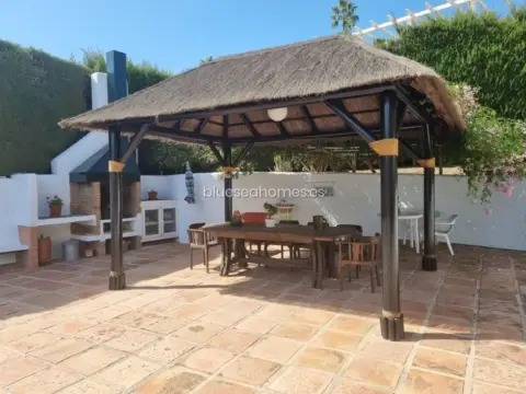 Chalet en calle del Aceituno