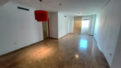 Piso en Avinguda de Peris y Valero