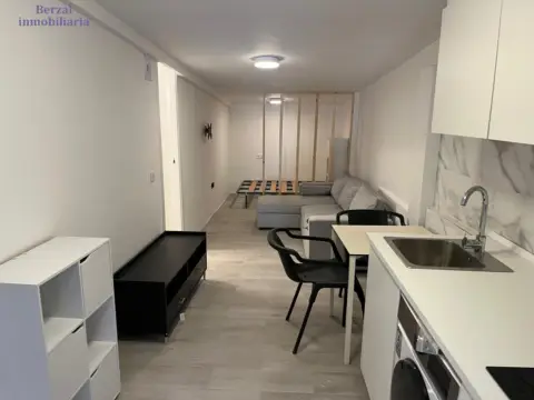 Loft en calle de Piqueras in Cascajos-Piqueras (Logroño) · Logroño
