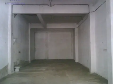 Local comercial en calle de los Cameros