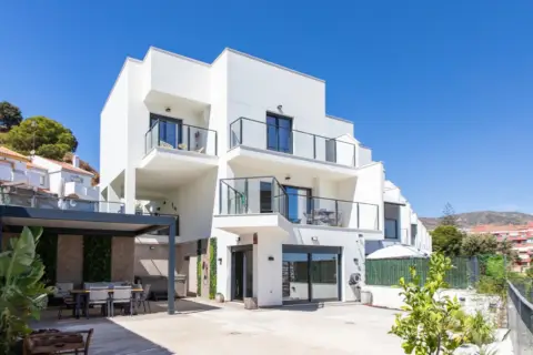 Chalet en calle Firmamento