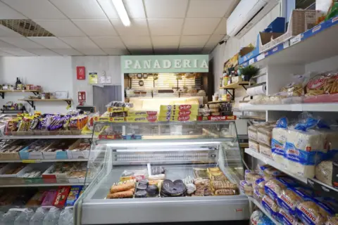 Local comercial en Avenida del Aguamarina