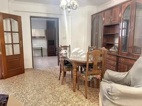 Chalet en calle de Antón Gómez los Caños