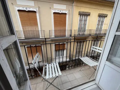 Estudio en calle de La Conquesta