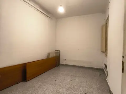 Local comercial en Arapiles