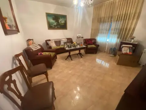 Chalet en calle de las Cruces