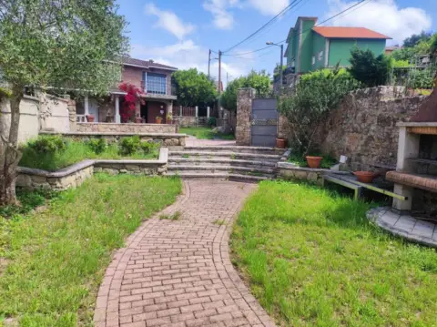 Chalet en calle de Arealonga