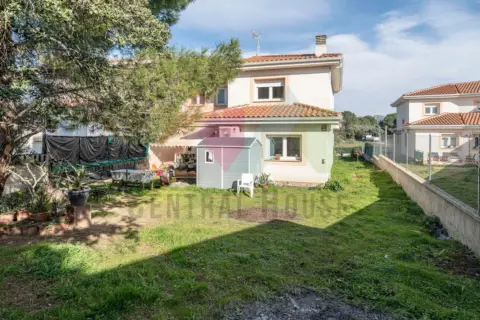 Casa pareada en San Martín de Valdeiglesias