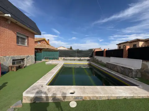 Chalet en Señorio de Muriel