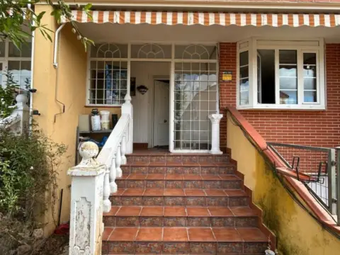 Casa adosada en El Pilar - Bripac