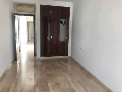 Piso en Alameda del Rio