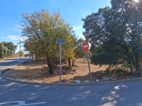 Terreno en Urb. El Bosque de Henares