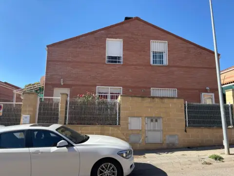 Chalet en Valcastillo