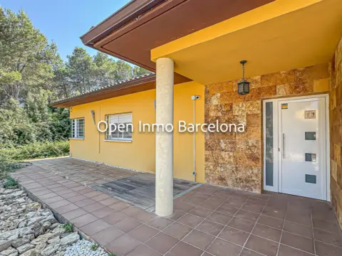 Chalet en La Plana de Les Torres