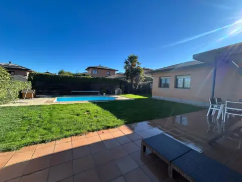 Chalet en Cabanillas del Campo