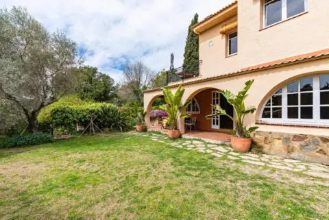 Casa en Can Lloses - Valles Altos